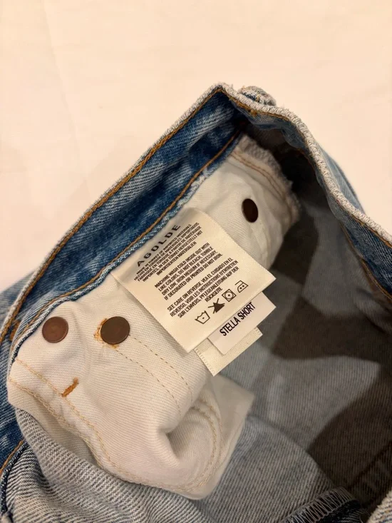 NWOT Agolde Stella High Rise Distressed Short - Picture 8 of 9